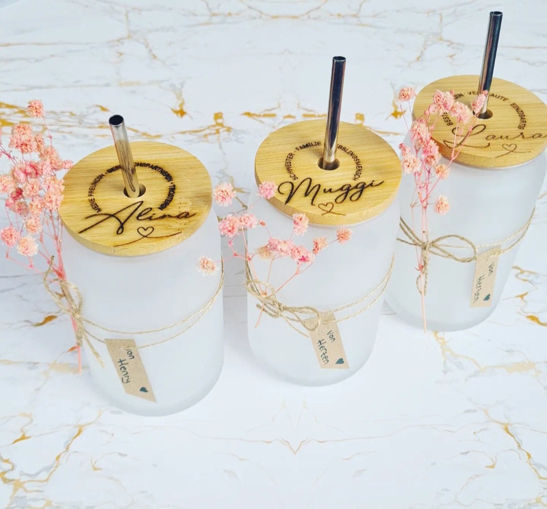 Trinkglas mit Bambusdeckel, Geschenk Freundin, Familie, Schwester, Bruder