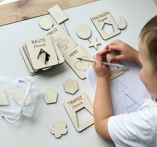 Geometrische Holz Formen zum Nachspuren, Schablonen zur Übung für die Stift Griffhaltung und Schwungübung