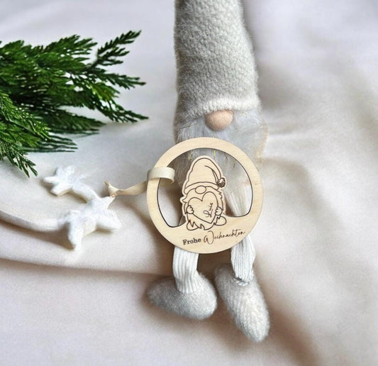 Anhänger Wichtel mit Herz, Baumschmuck für Weihnachten
