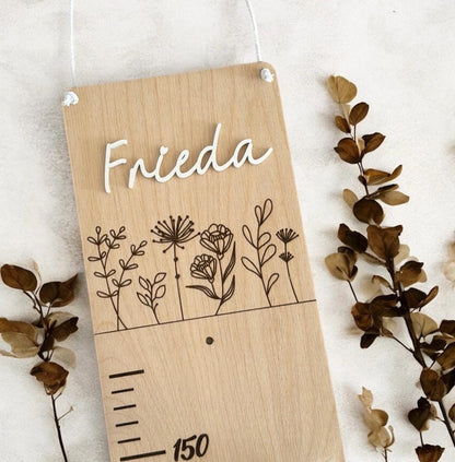 Messlatte Blumenwiese, Wachstumsleiste mit Spruch und Fotohalter