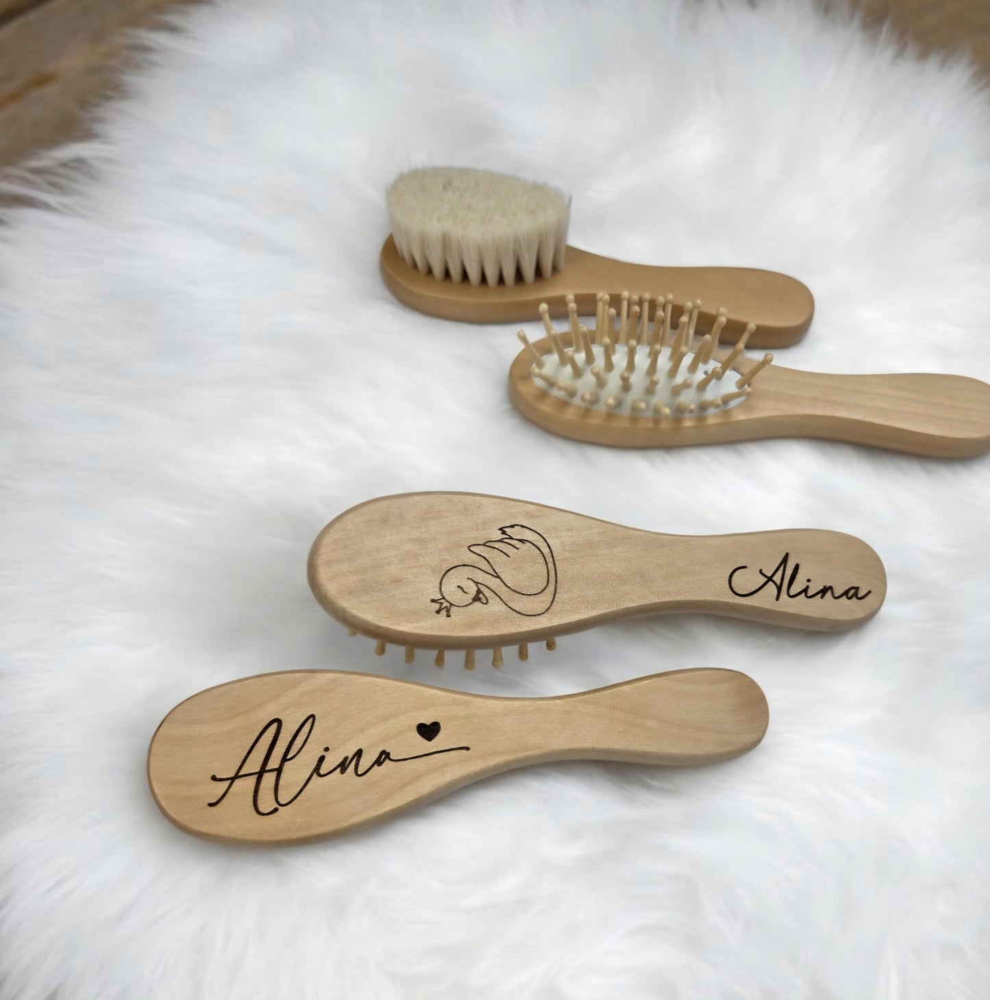 Baby Set Haarbürste aus Ziegenhaar mit Kamm und Kopfmassage, Geschenkidee