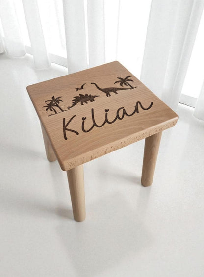 Kinderhocker Dino aus Buche, Kinderstuhl mit Dinosaurier, Geschenkidee