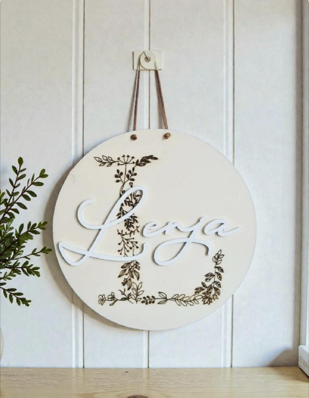 Türschild Floral Monogramm Buchstabe aus Holz und Acryl mit 3D Namen