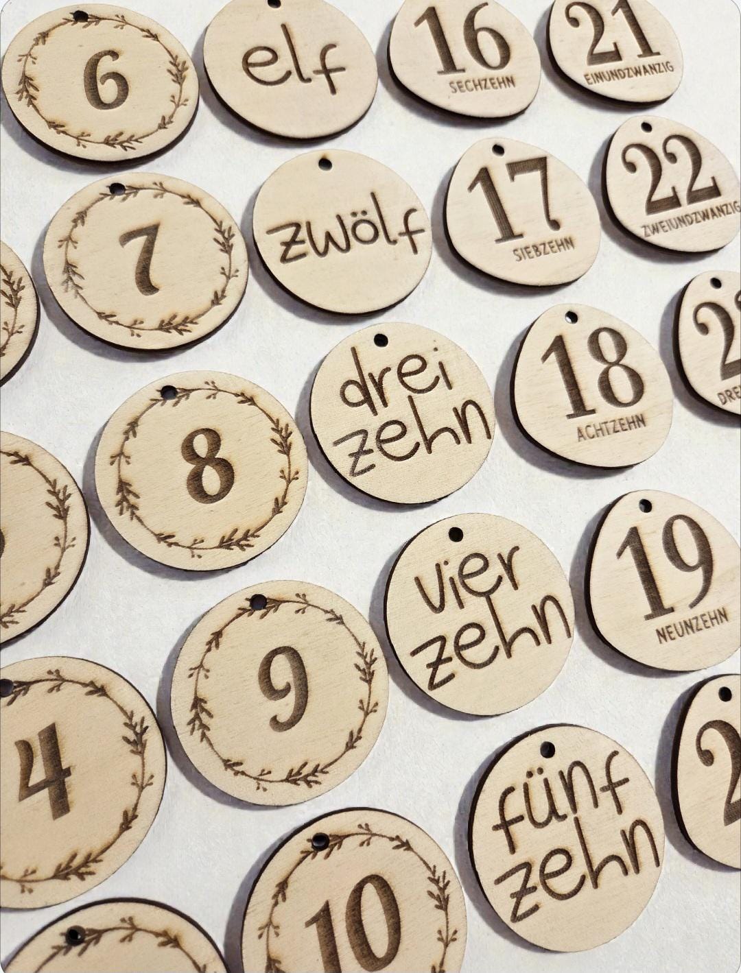 Adventskalender Holz Zahlen 1-24, DIY Weihnachten Anhänger Set