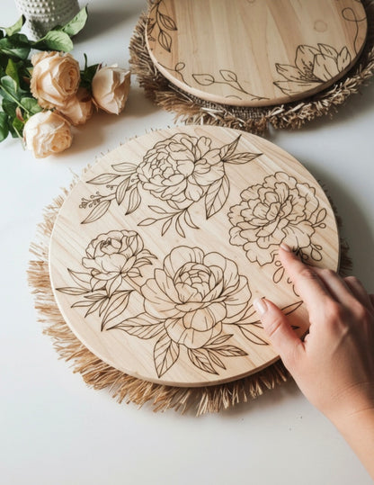 Drehbarer Holz Teller, Servierplatte mit Blumen, für Torte, Kuchen oder Wurst-/ Käseplatte